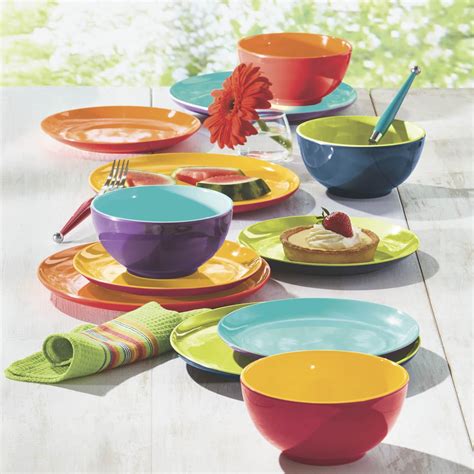 melamine dinnerware sets clearance.